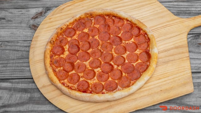 XL Large Cheese Pizza.