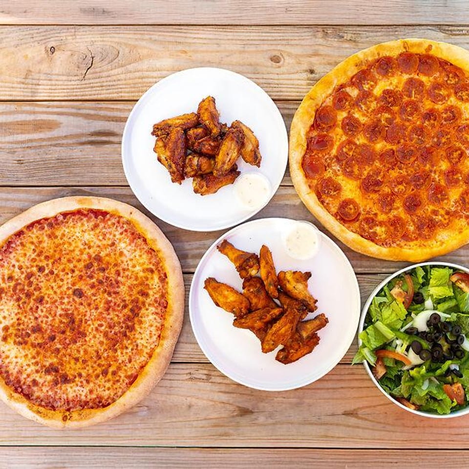 Delicious Cheese Pizza Options