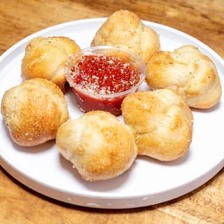 6pc Garlic Knots